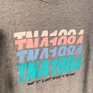 TNA GRAPHIC T-SHIRT